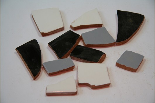 Bruch Keramik Stücke GRAU-mix 2-6 cm 1kg Bruchmosaik 3089